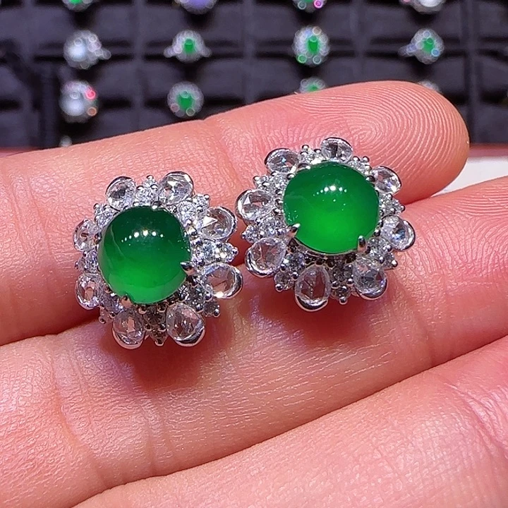 翡翠耳钉18K金镶嵌耳钉