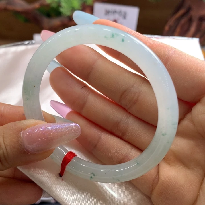 翡翠手镯未镶嵌3号