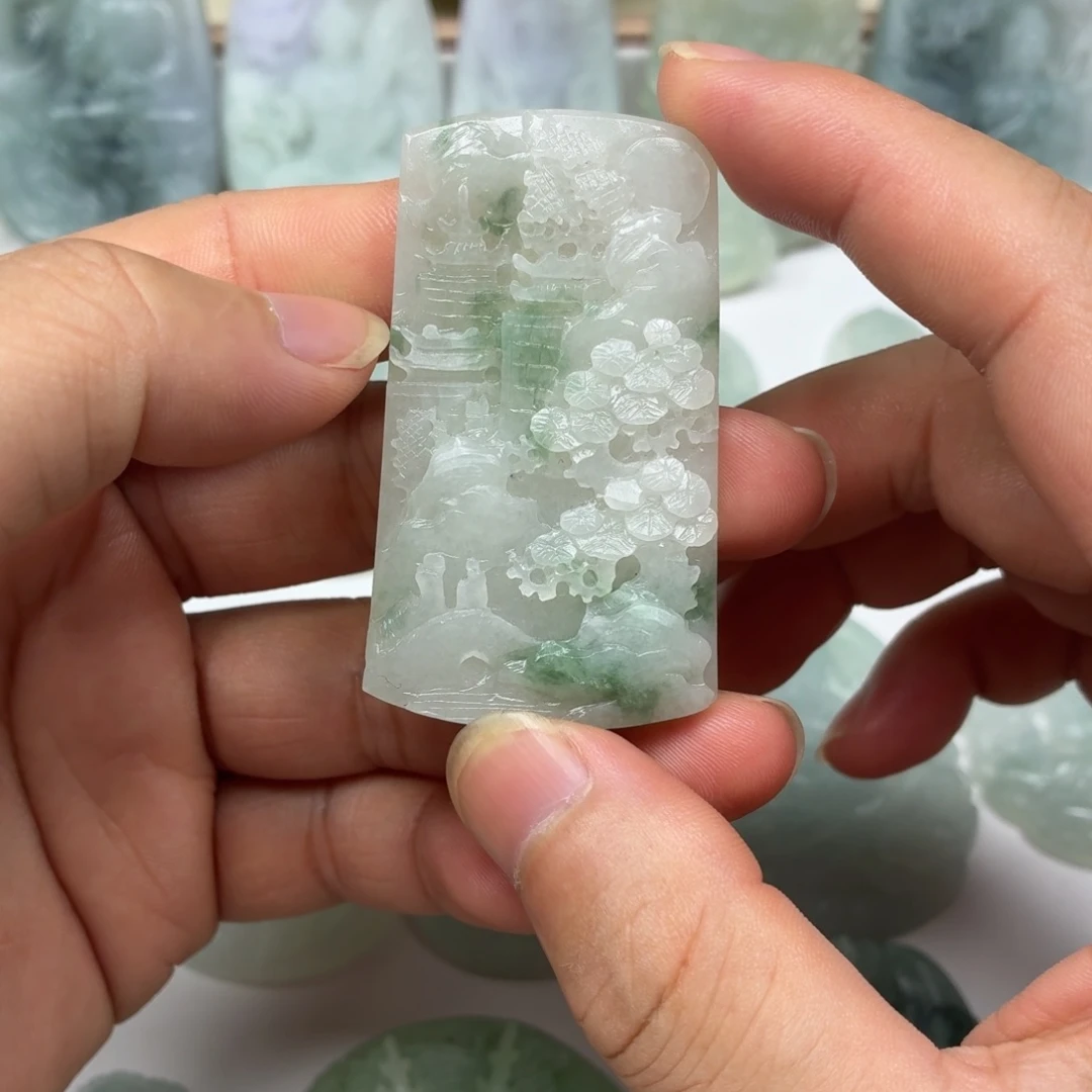 未镶嵌定制翡翠山水牌