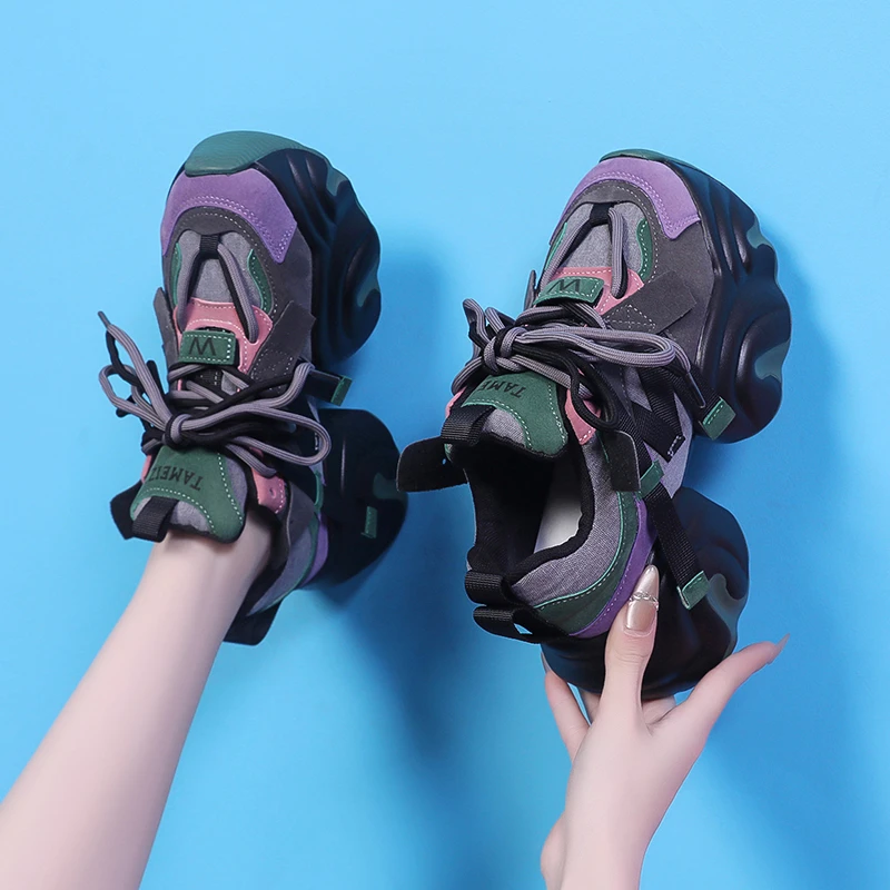 2025春秋新款韩版超轻厚底韩版网红轻便百搭鞋子女款爆款2025新款