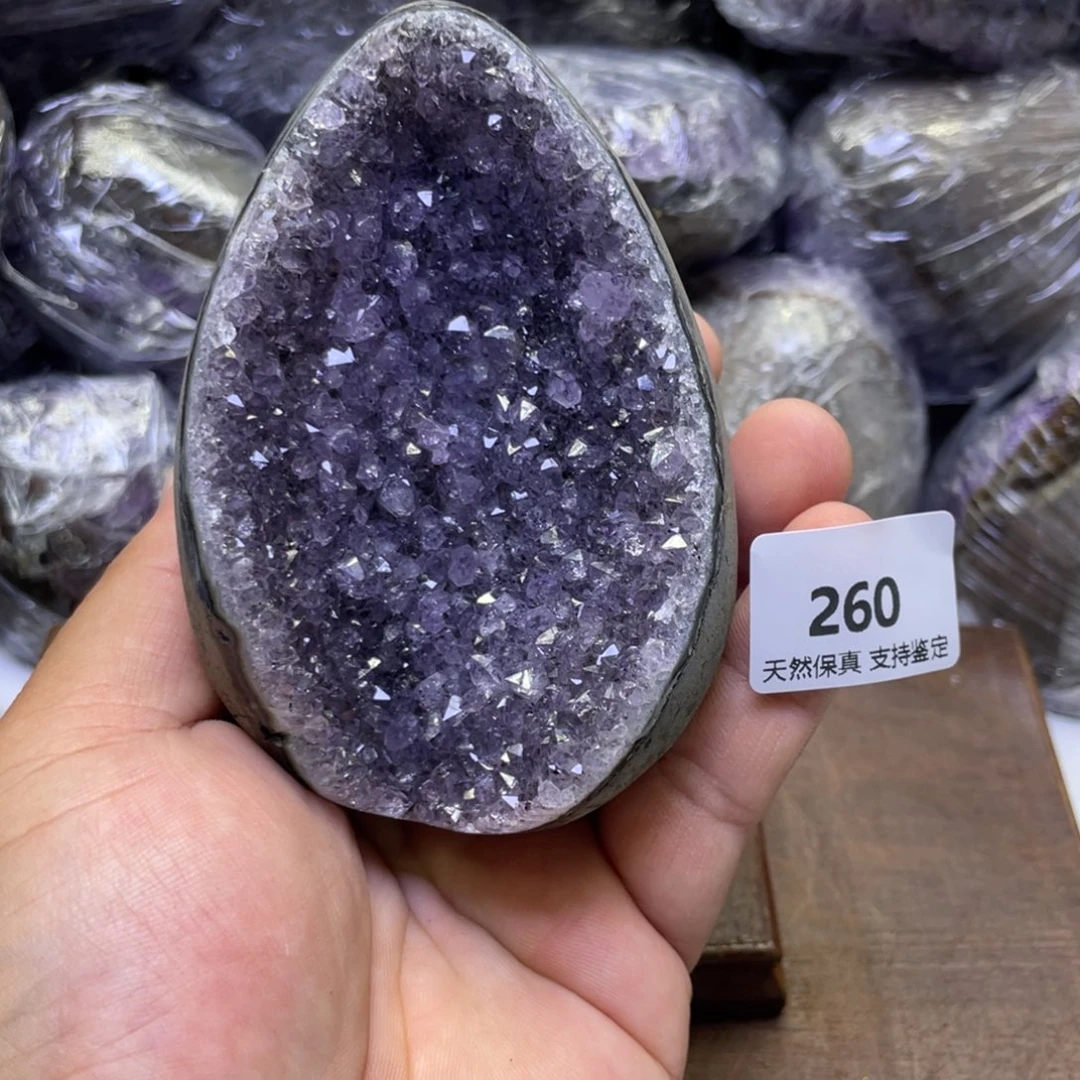 未镶嵌水晶大型摆件（非配饰）