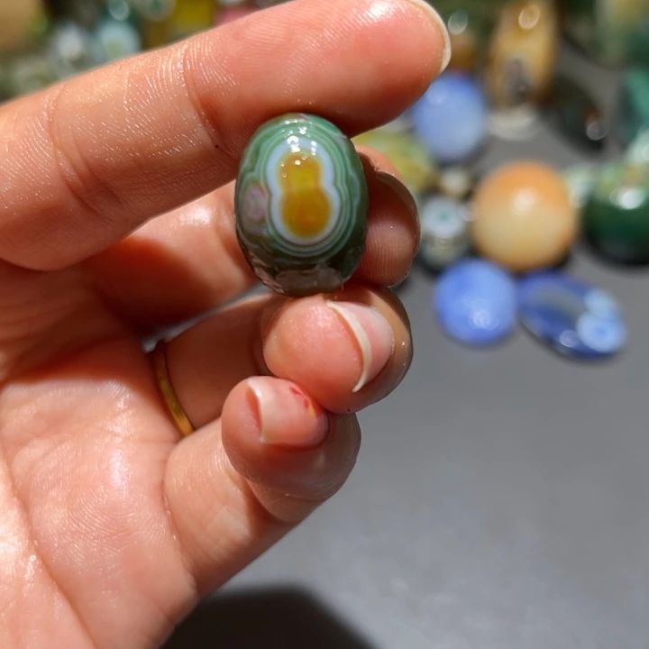 未镶嵌玛瑙/玉髓珠宝奇石