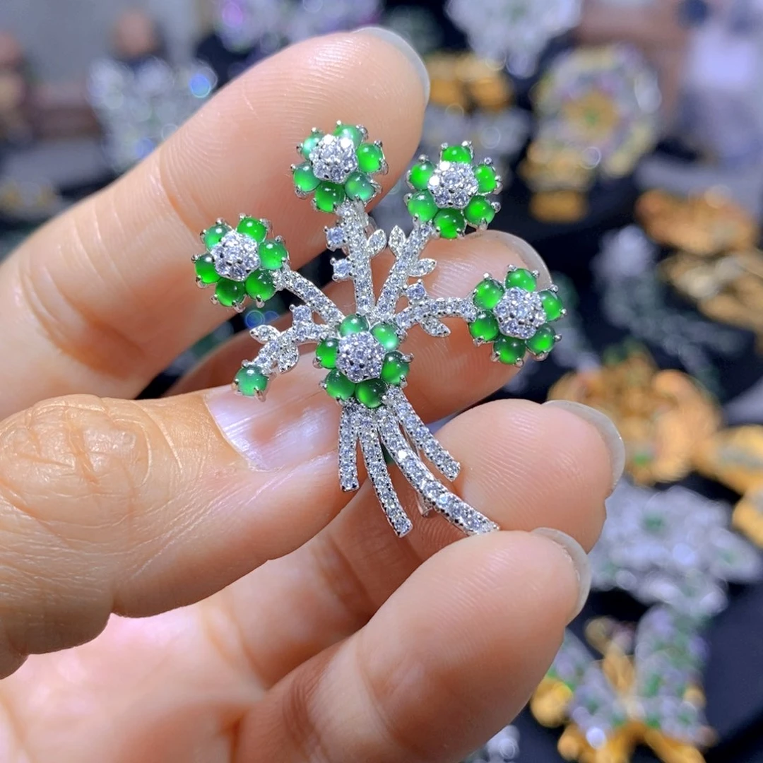 翡翠耳钉银S925镶嵌天然翡翠