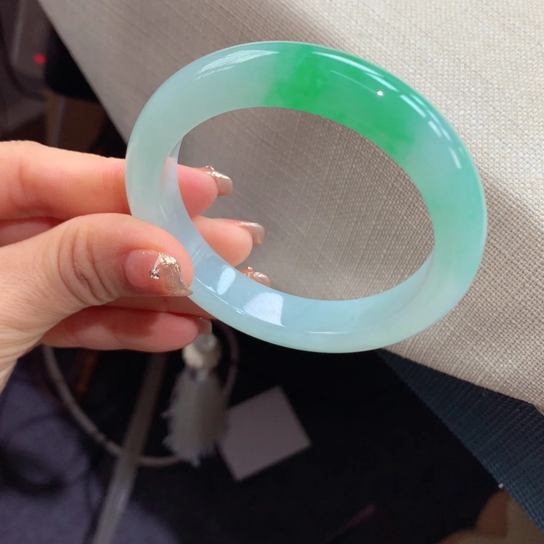 翡翠手镯未镶嵌32号