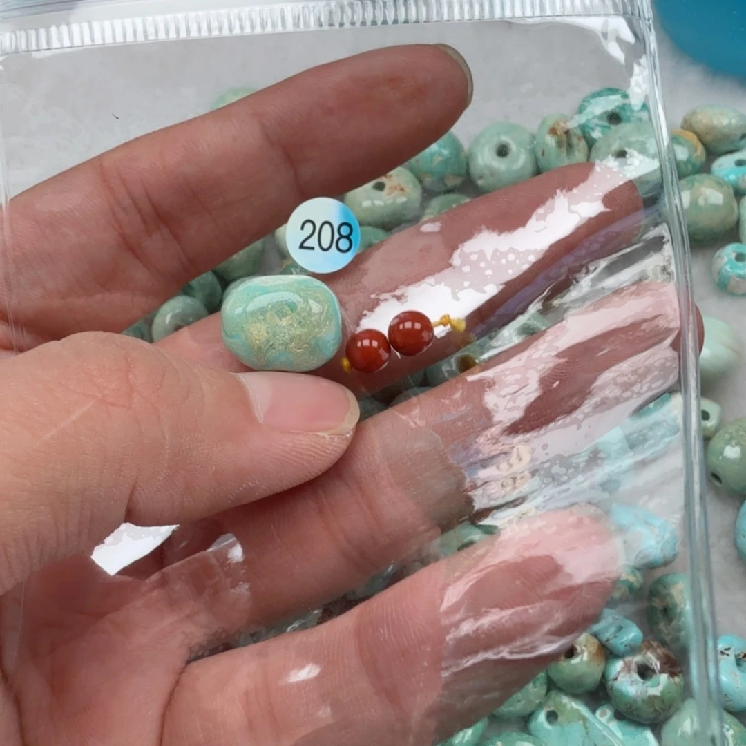 南红玛瑙未镶嵌珠宝奇石