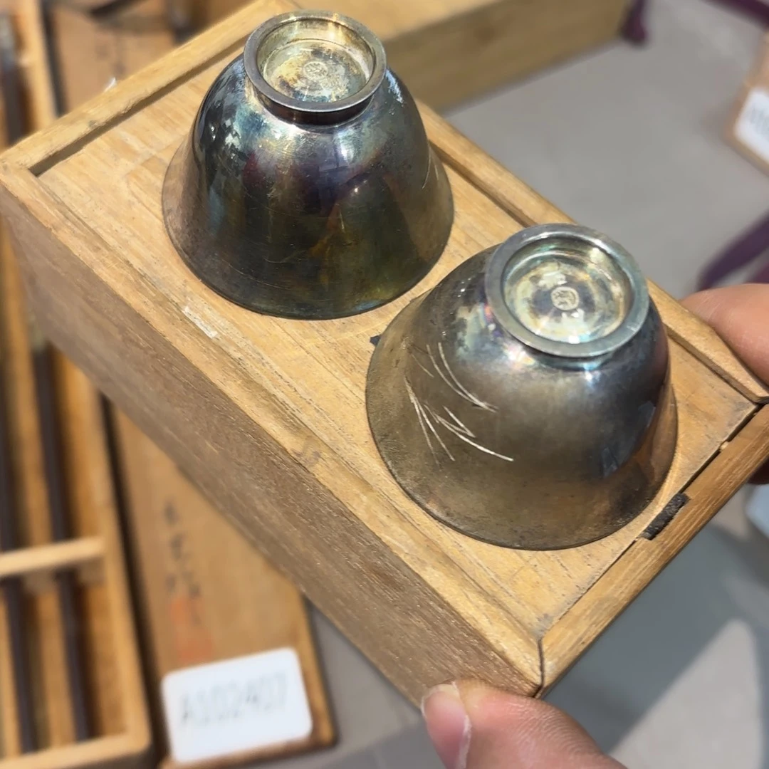 青***云非常喜欢这个瓷器