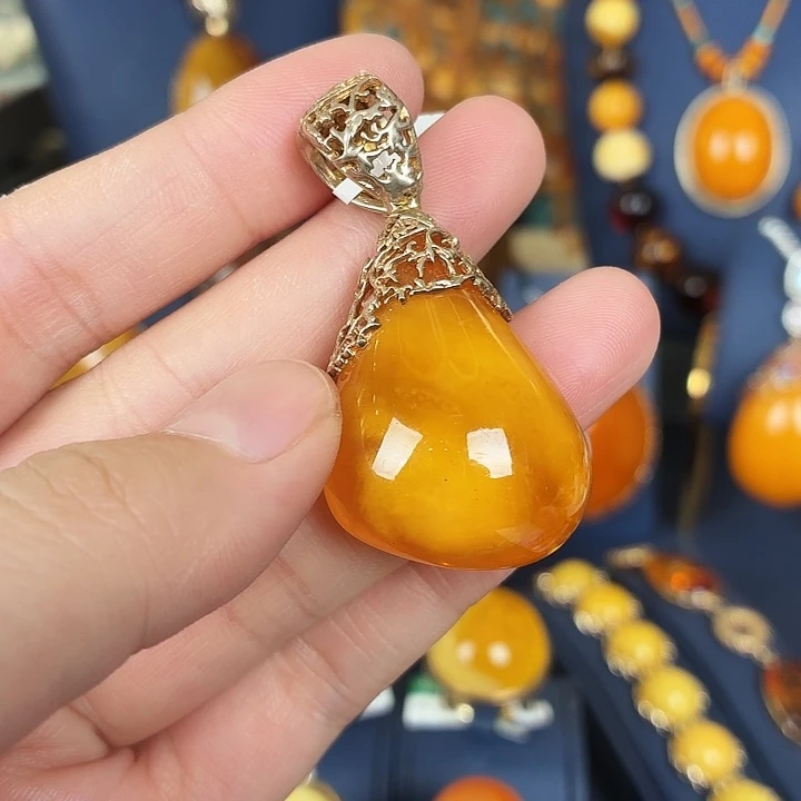 琥珀银S925镀金镶嵌颈饰