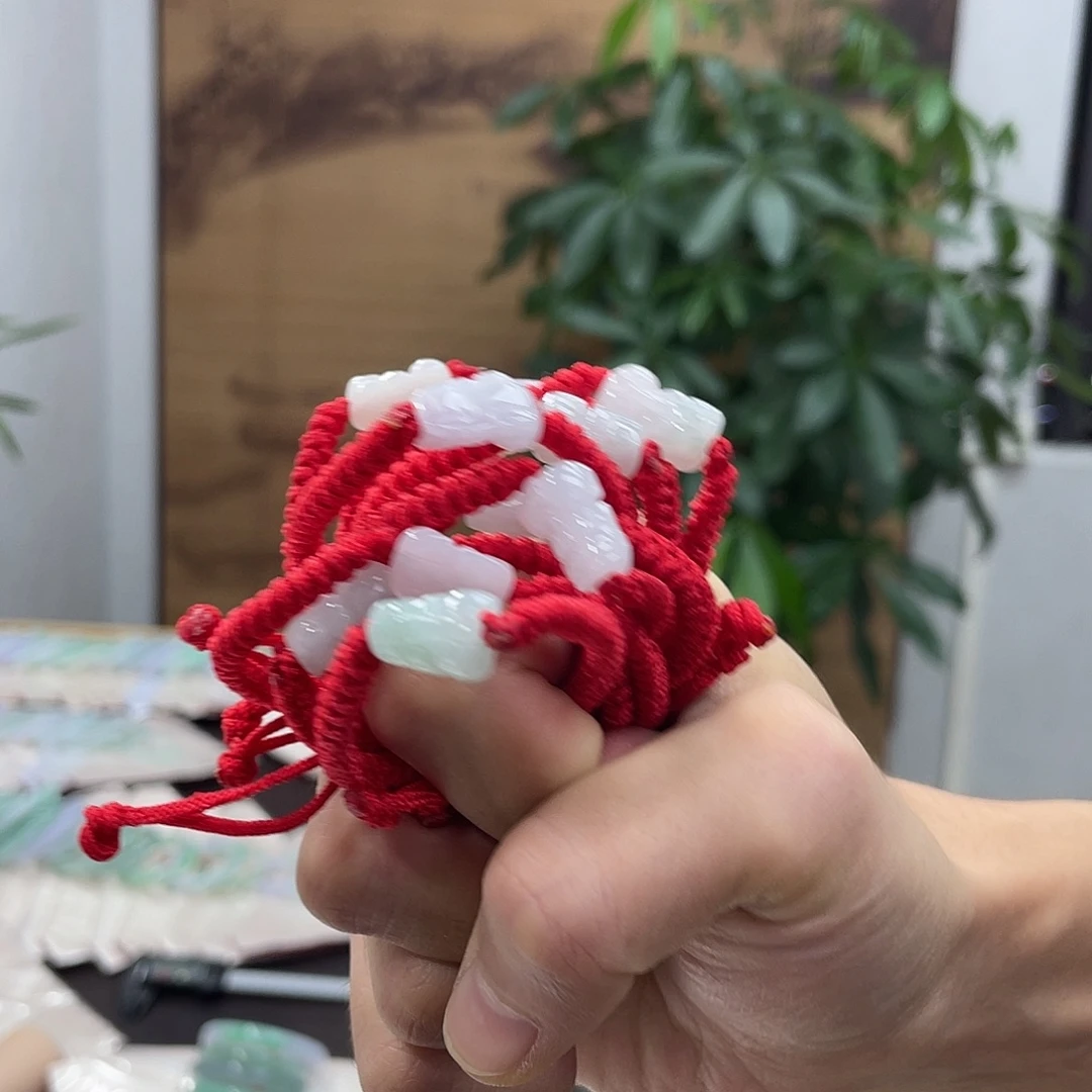 翡翠未镶嵌手链翡翠