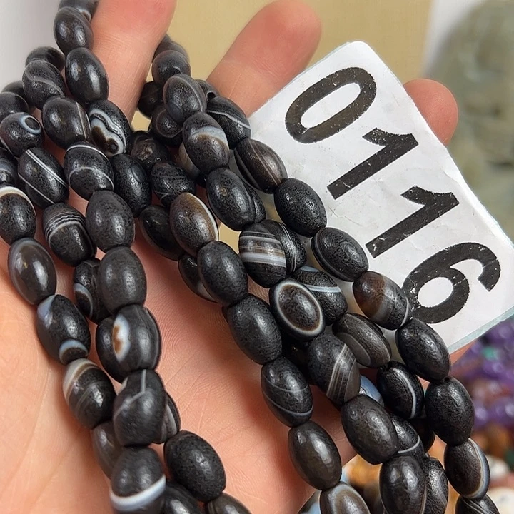 玛瑙/玉髓颈饰未镶嵌红*子