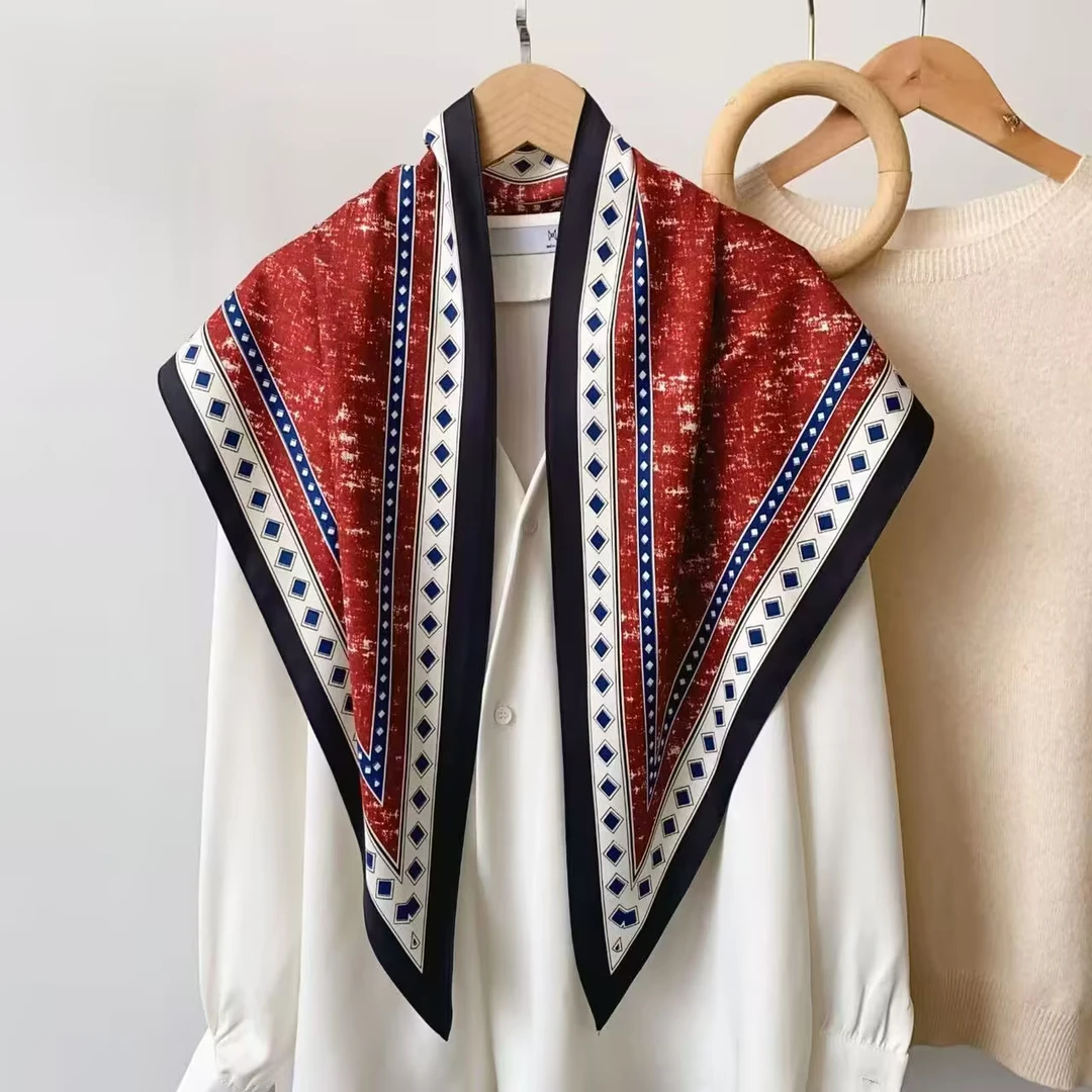 洋气女棉麻三角巾装饰简约百搭几何图案春秋夏季丝巾保暖气质围巾
