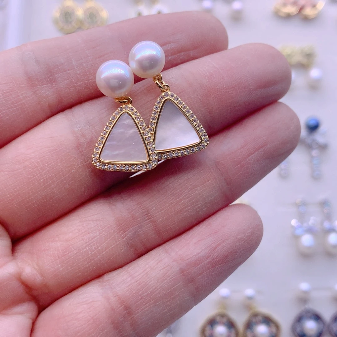 淡水珍珠合金耳饰