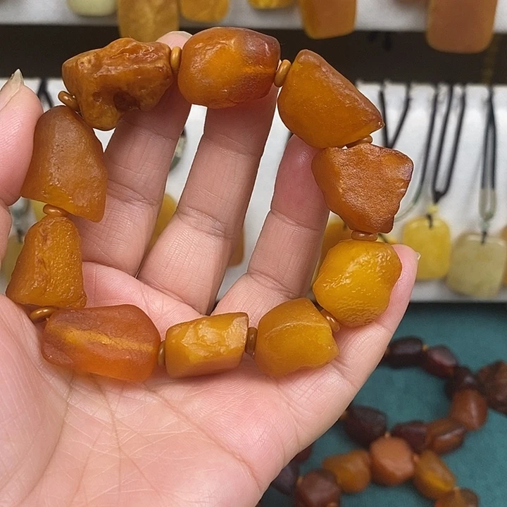 刘***米蜜蜡未镶嵌珠宝奇石手串