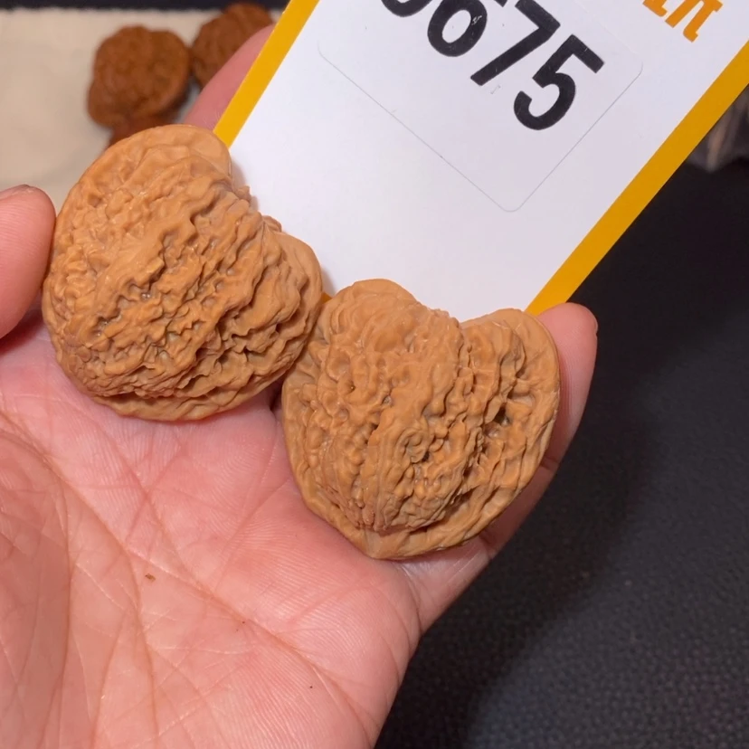 【闪购商品】文玩核桃吊坠9675，41天使之翼