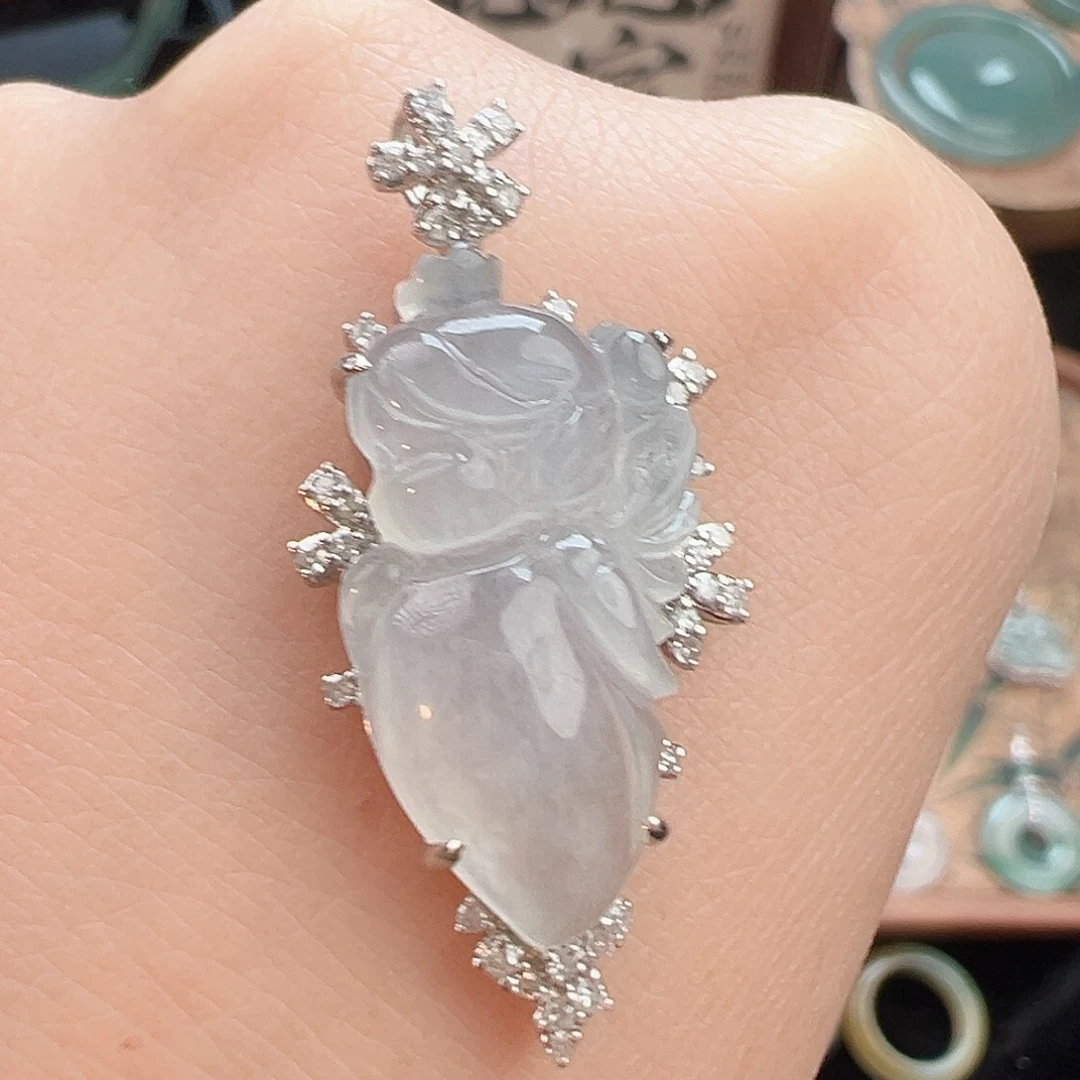 翡翠18K金镶嵌耳饰