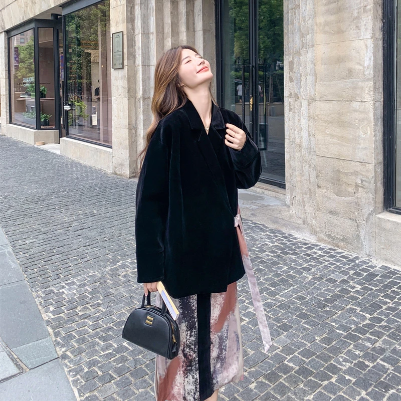法式轻熟风丝绒西装外套半裙2025春秋新款复古风时尚气质名媛套装