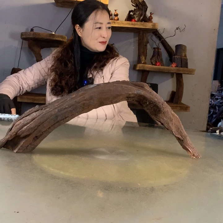 ****。天然的云南紫柚木会黄水