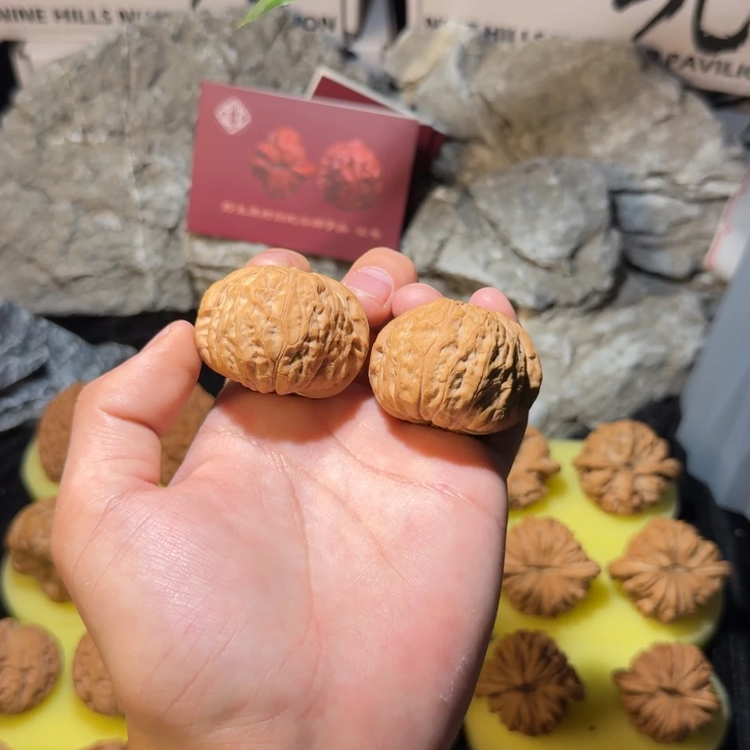 文玩核桃吊坠南瓜墩