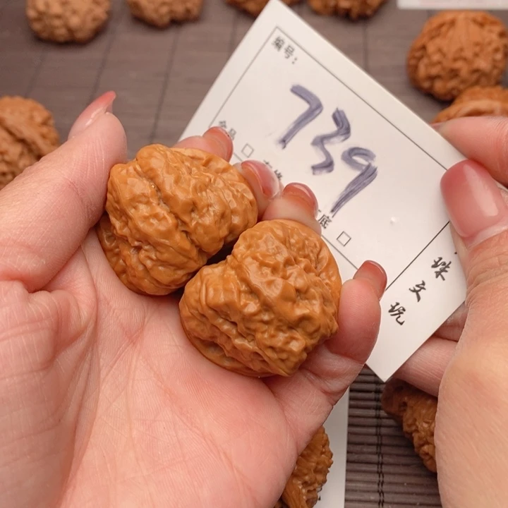 文玩核桃吊坠37蛤蟆739