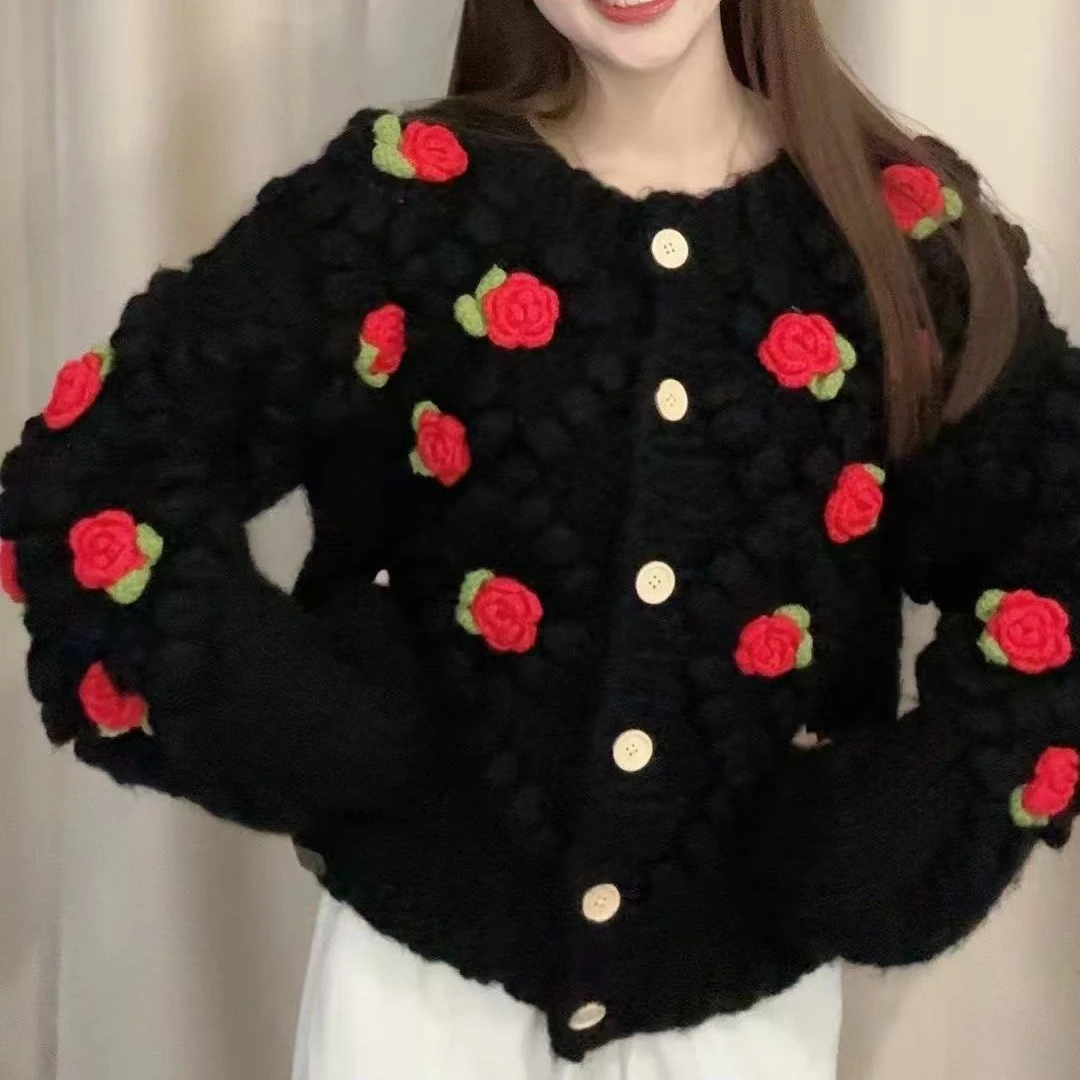 115号 手工粗线棒针织黑底红花立体花朵甜美开衫毛衣