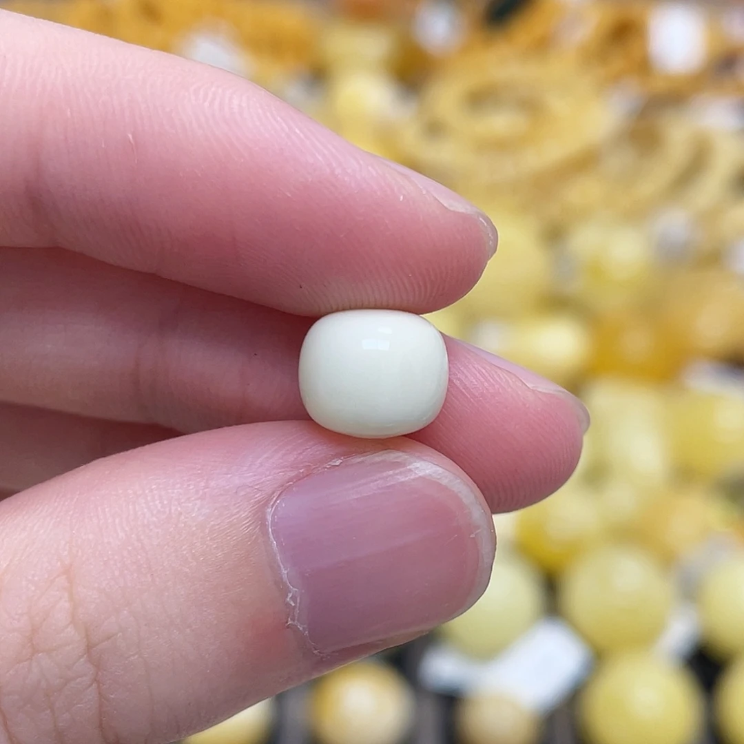 蜜蜡未镶嵌珠宝奇石老型珠满蜡白蜡奶白9m m