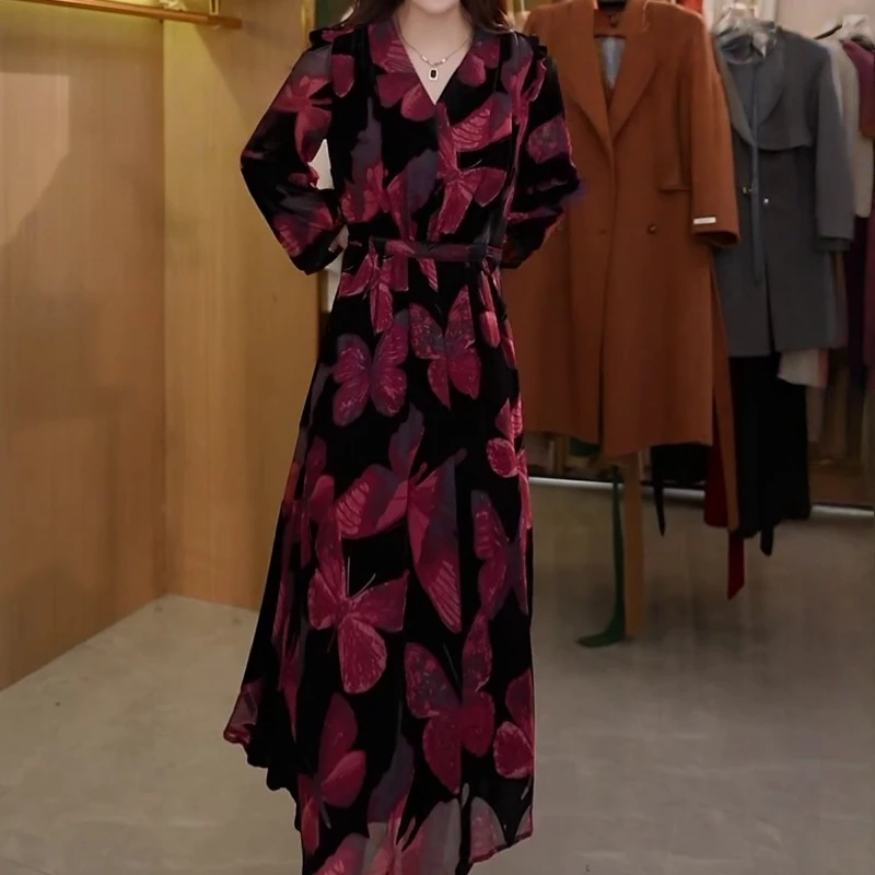 复古新中式独特别致漂亮蝴蝶收腰长裙气质名媛高级感超好看连衣裙