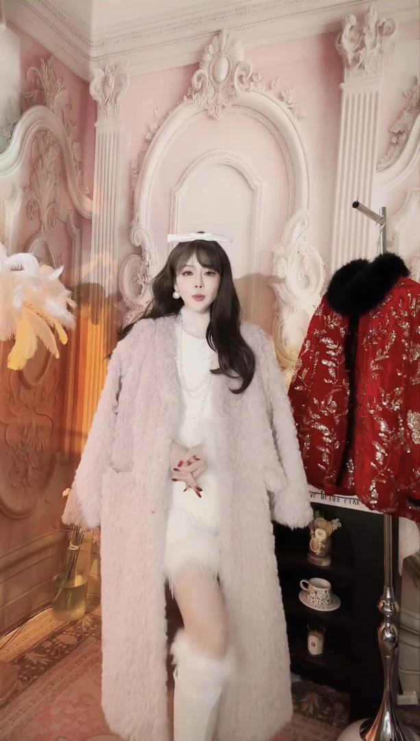 【崔】W0092轻奢气质长款外套时尚百搭毛毛加厚女士外套大衣