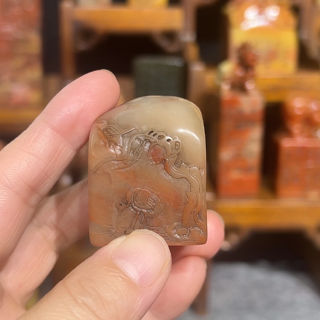 寿山石印石寿山石是山山水水