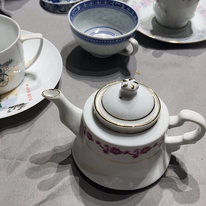 景德镇陶瓷茶壶200多