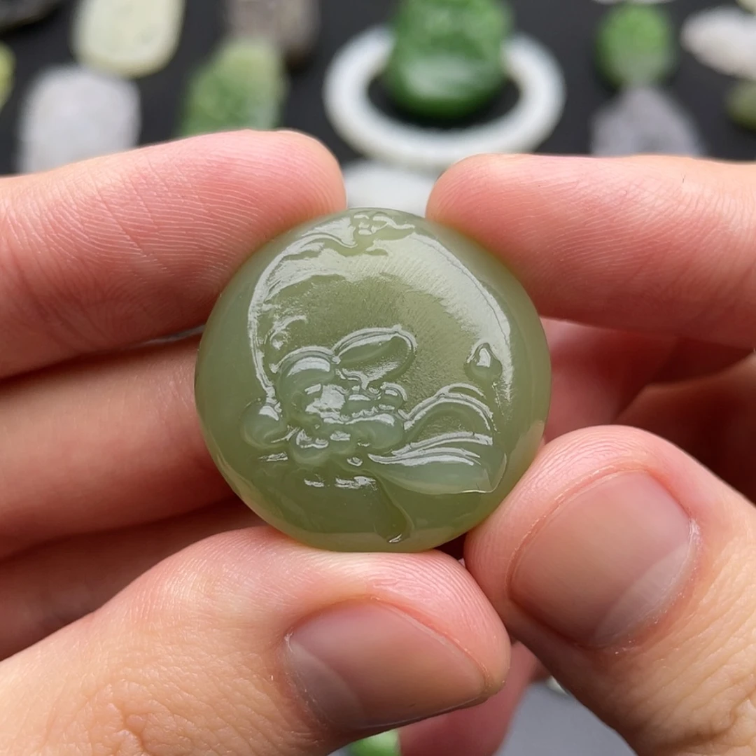 【闪购商品】颈饰未镶嵌和田玉