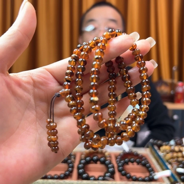 琥珀裸石未镶嵌抚顺3-22