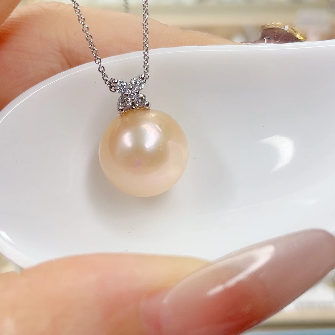 淡水珍珠未镶嵌吊坠(赠链)