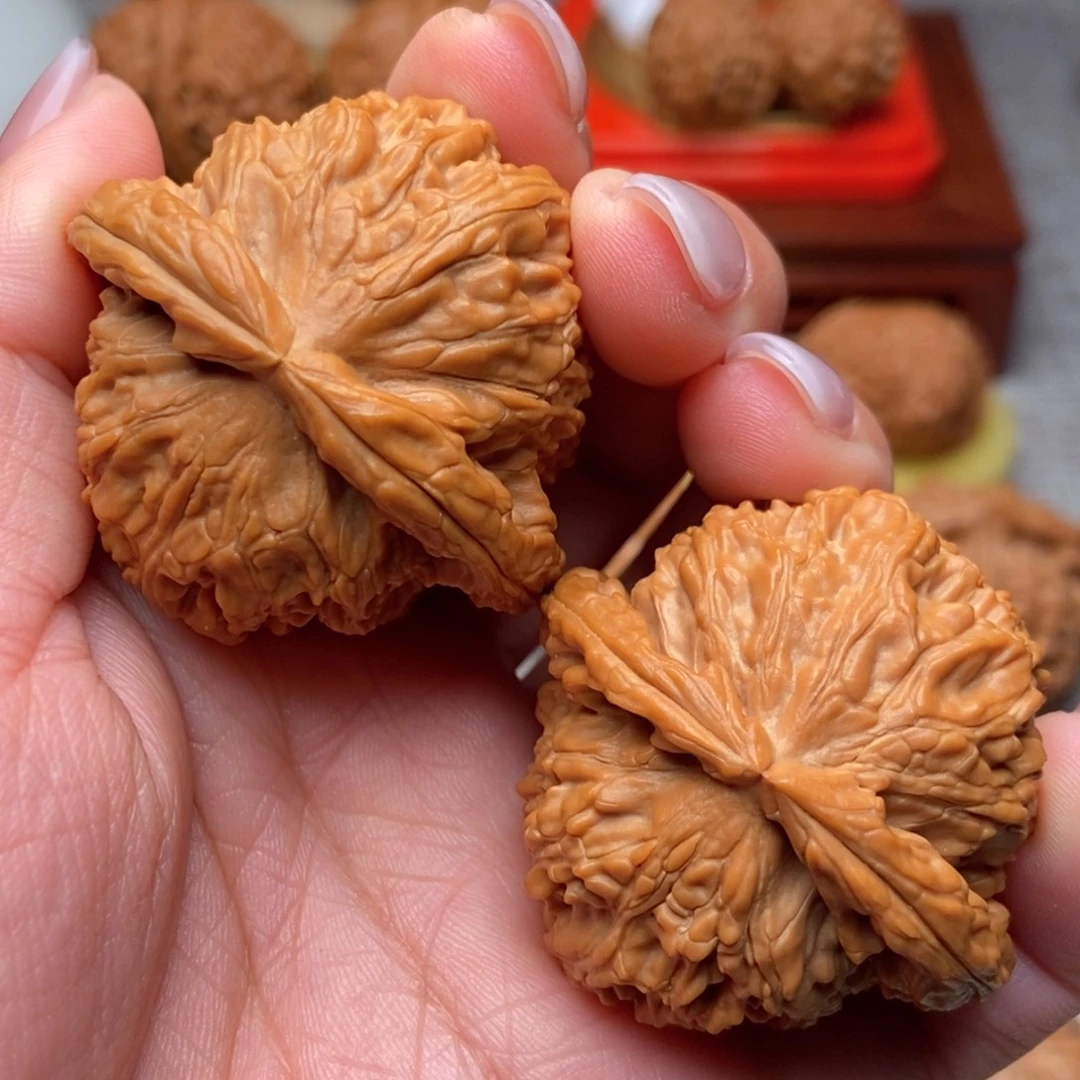 文玩核桃把件毕业球白43全品