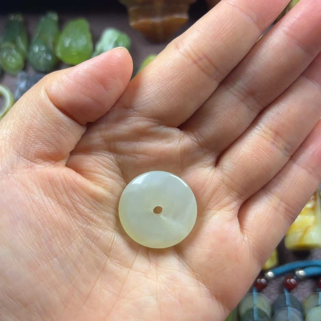 蛇纹石玉合金颈饰