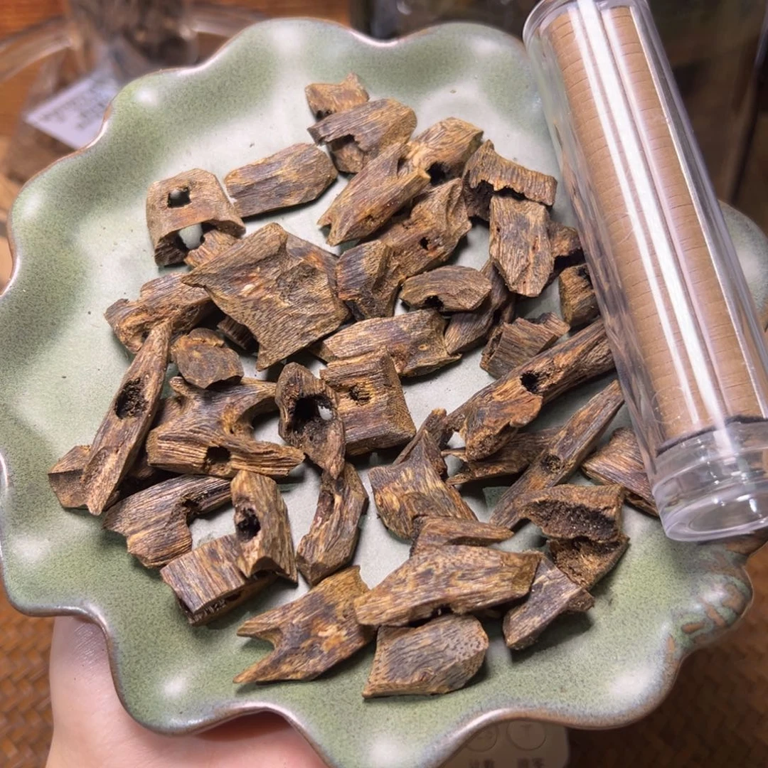 海南莺歌绿棋小碎料10克