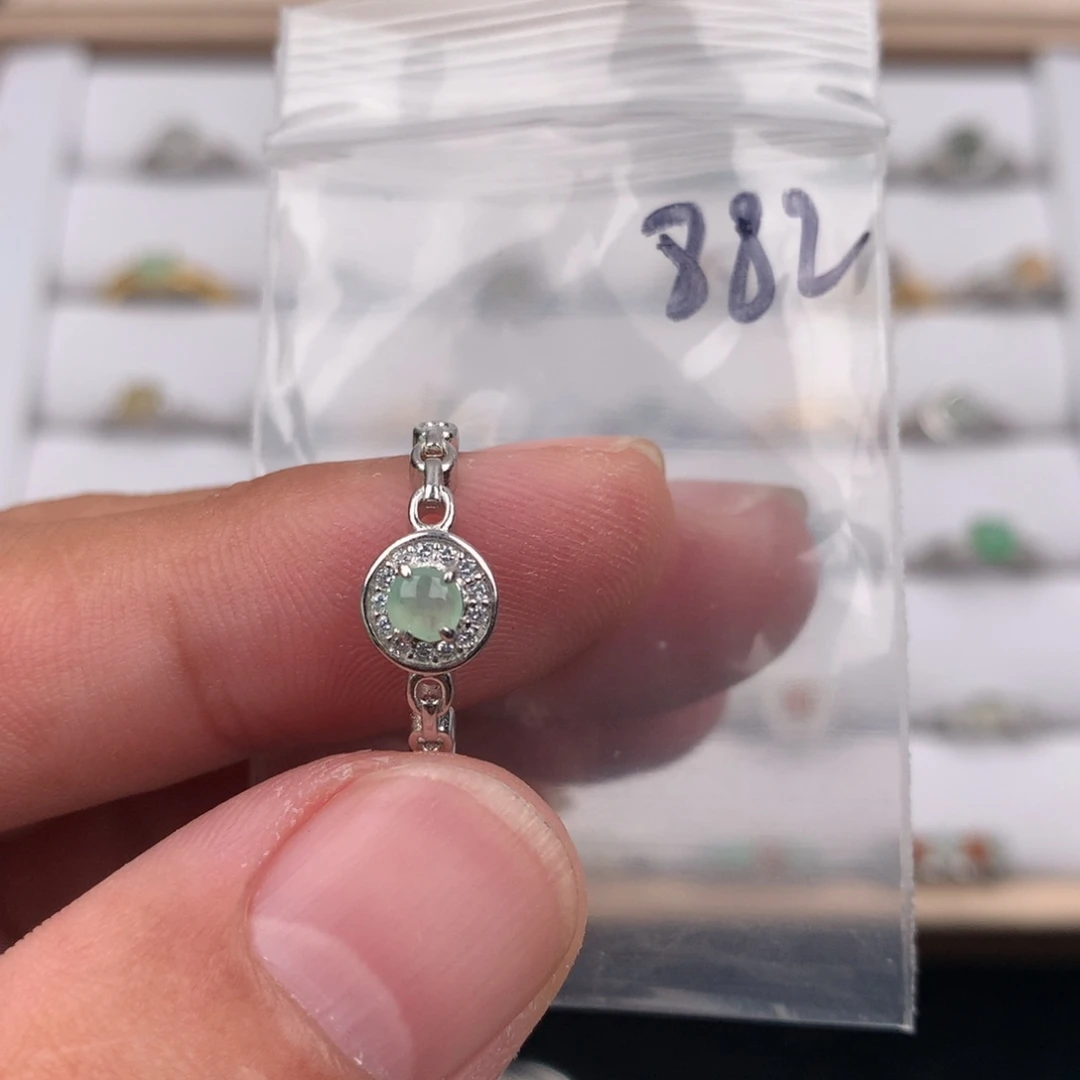 翡翠未镶嵌戒指882
