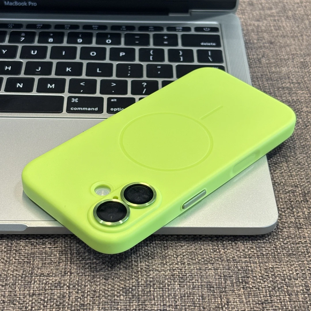 BANCA夏日糖果绿磁吸适用苹果17/16promax手机壳14/13/12镜头膜15