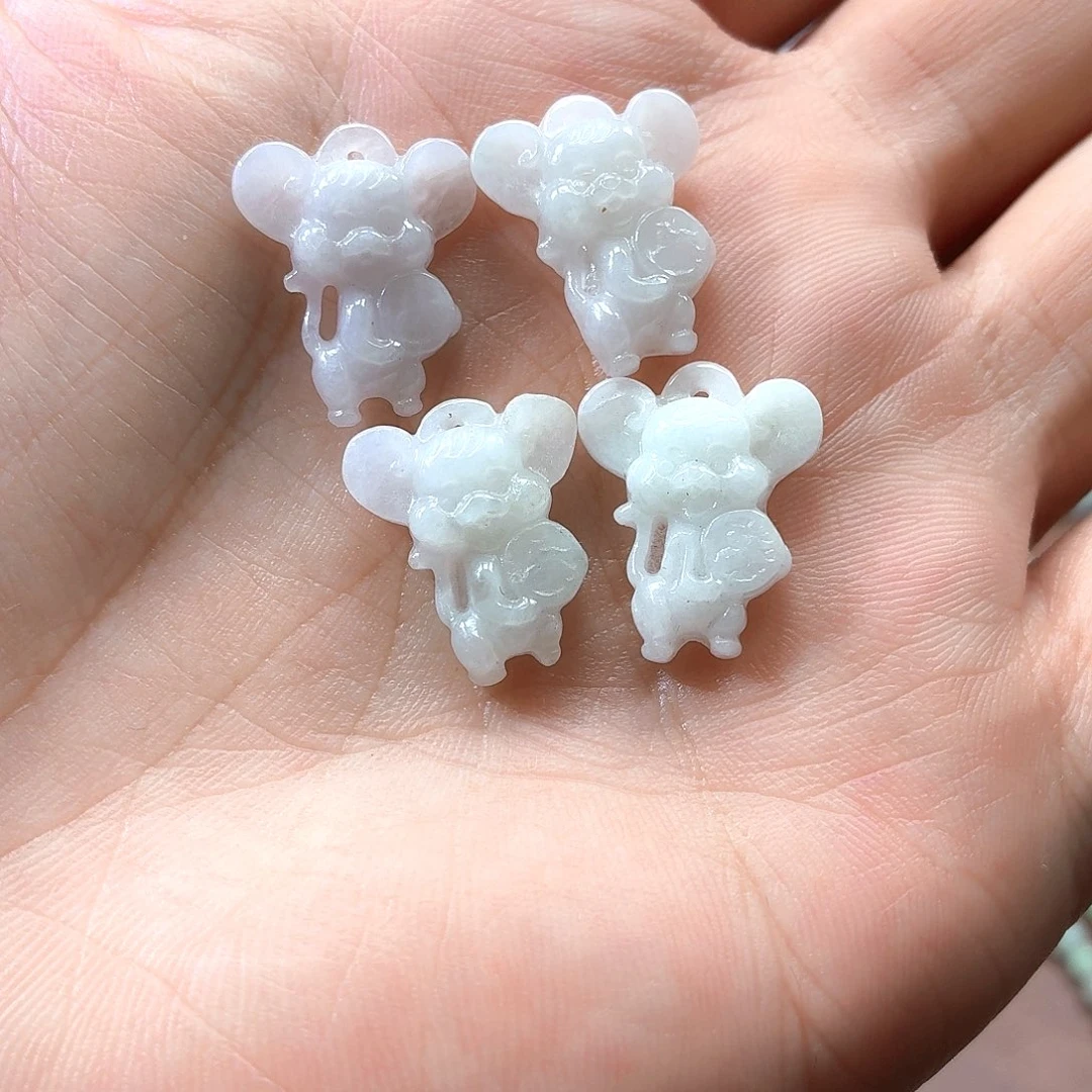 翡翠未镶嵌颈饰吊坠