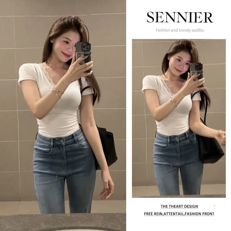 夏季温柔系穿搭女2025新款韩版时尚蕾丝边修身短袖牛仔裤两件套装