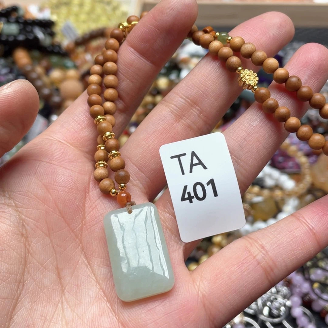 水晶多样性发一只未镶嵌