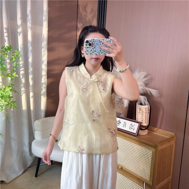 【梨花】2025夏款短款小飞袖重工暗纹底刺绣提花上衣