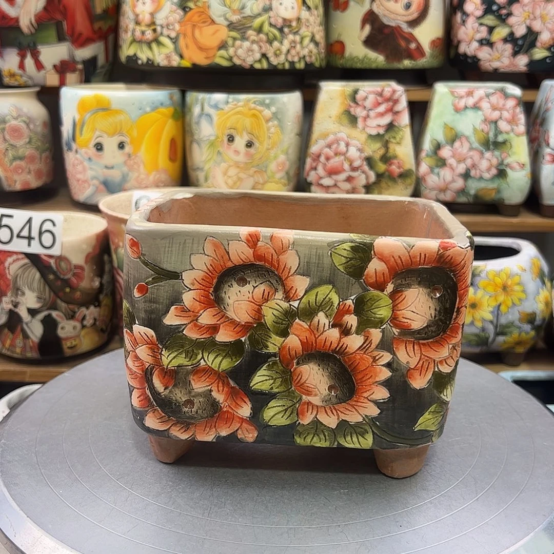 景德镇炫彩手绘口14*10.5高11.5