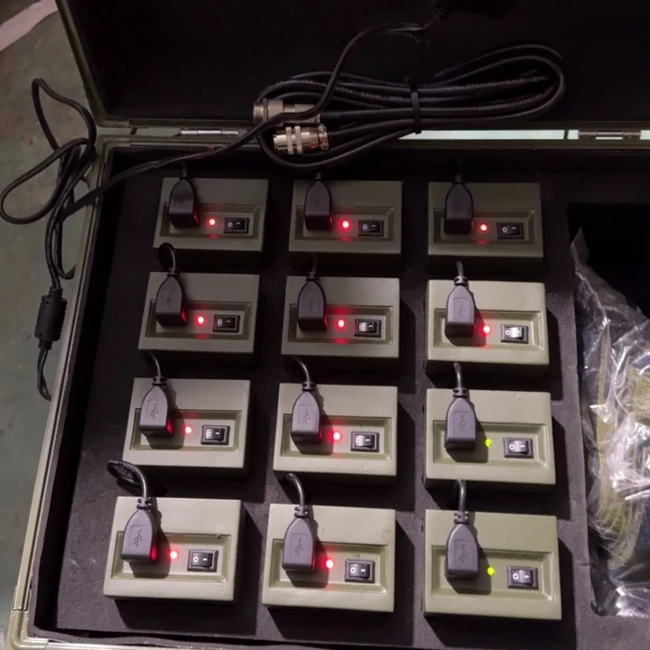 绿色成套手电一套