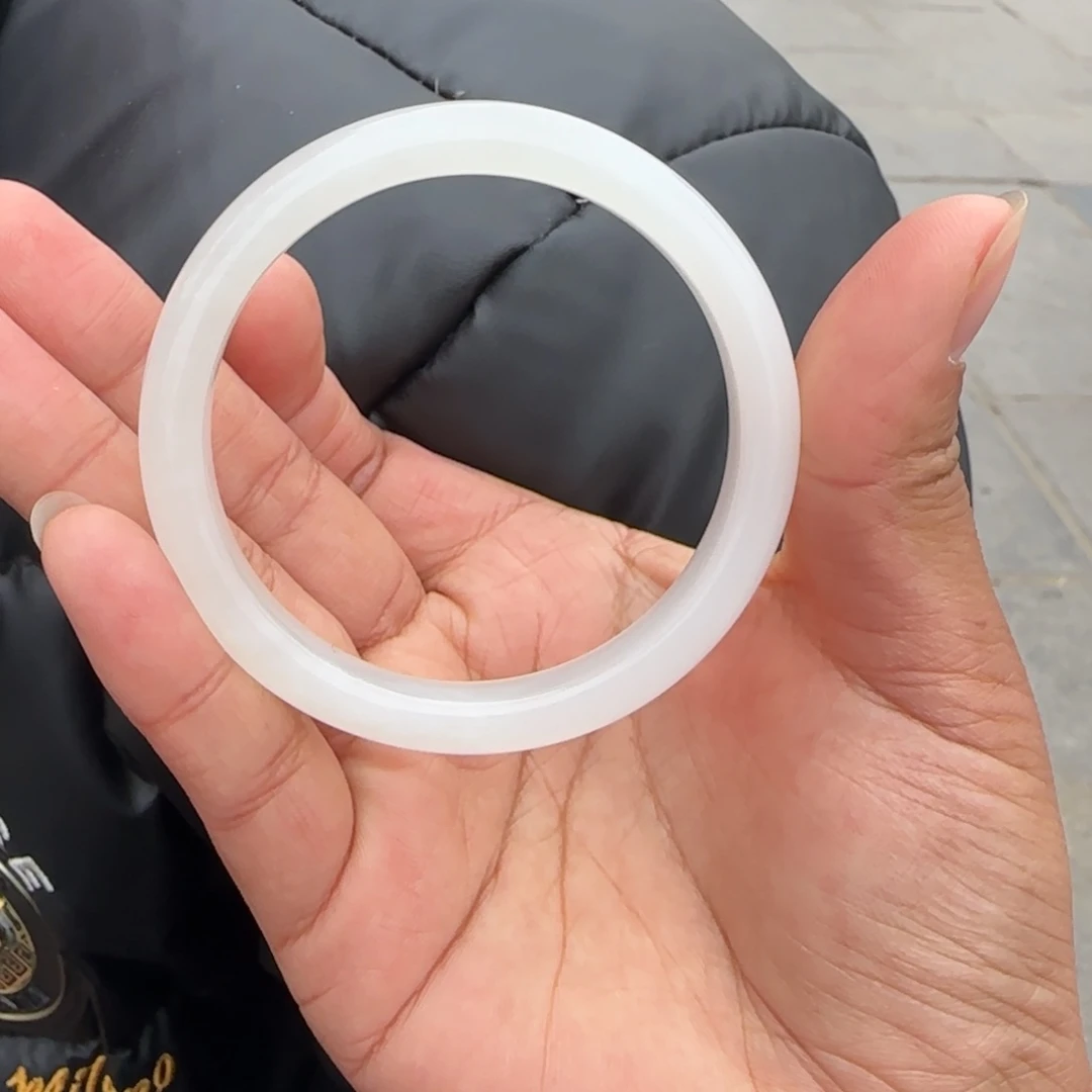 和田玉手镯未镶嵌七**灰54