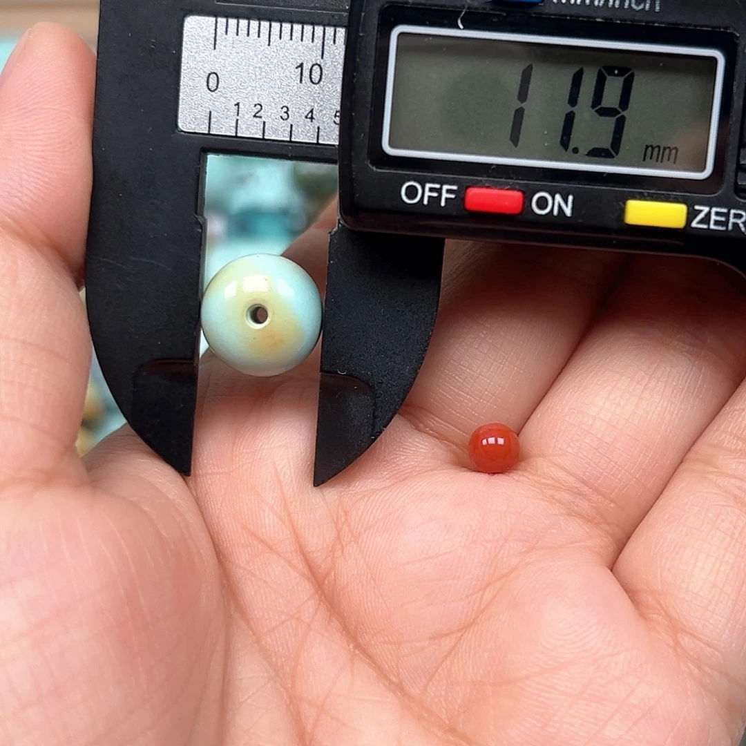 南红玛瑙未镶嵌珠宝奇石