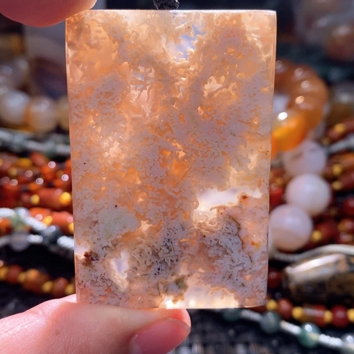 【闪购商品】玛瑙/玉髓颈饰未镶嵌阿*