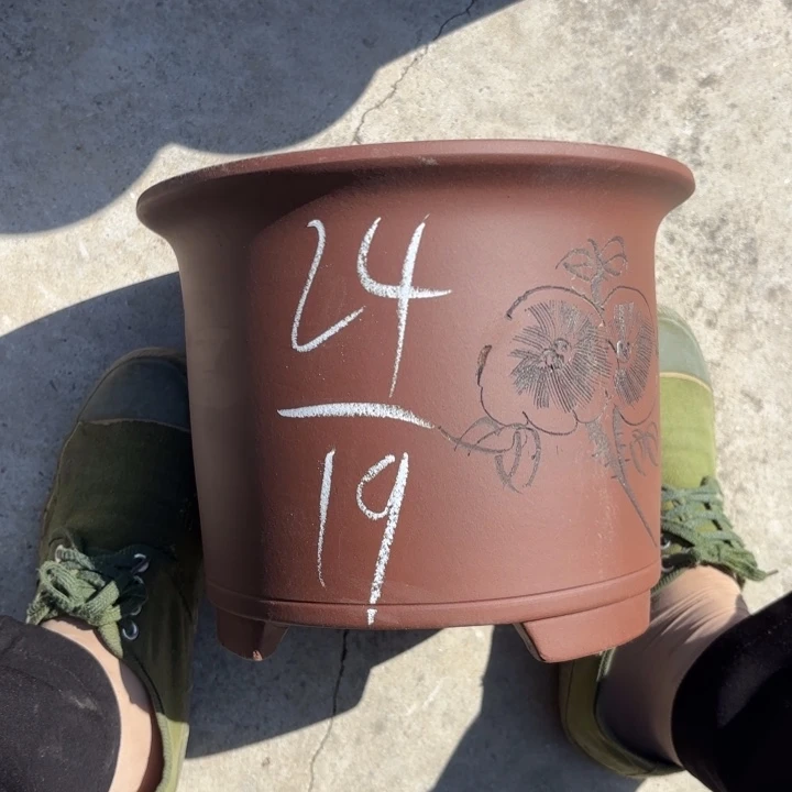 紫砂花盆紫砂的颜色