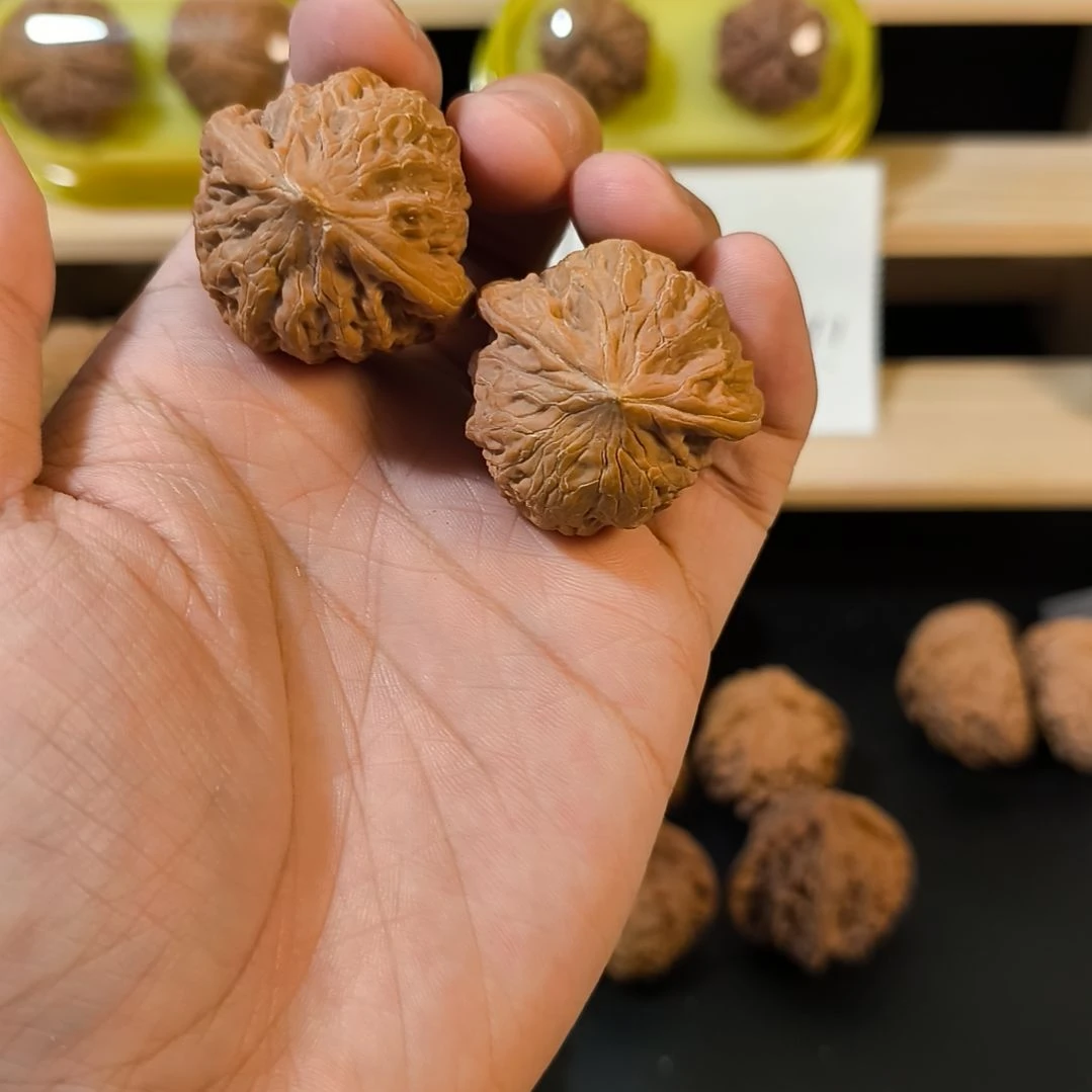 吊坠文玩核桃37铁锤有黄