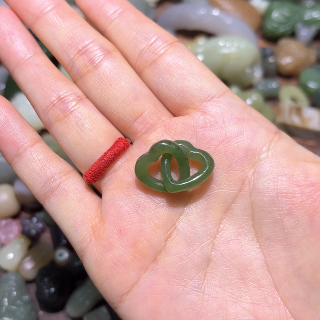 和田玉未镶嵌珠宝半成品