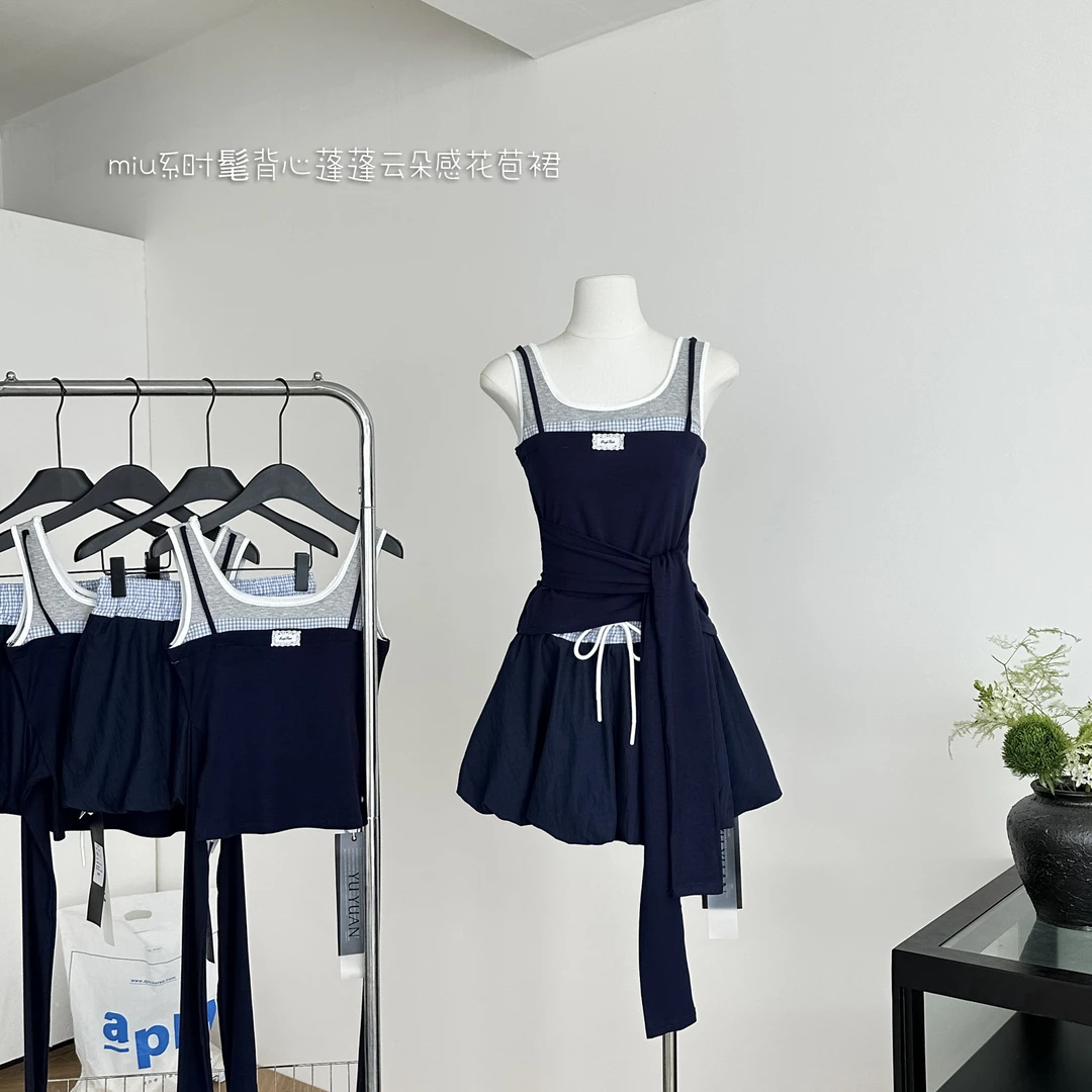 日落公园网球女孩假三件撞色叠穿miu系复古时髦背心