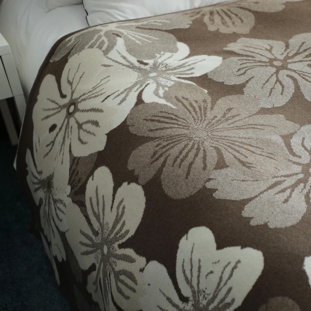 麦毯毯纯山羊绒毯双人盖毯针织提花加大加厚细腻亲肤冬季保暖防潮